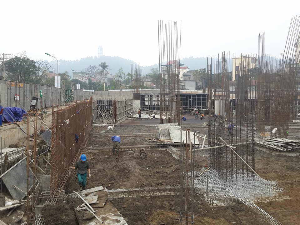 Dự án đang thi công móng, trụ