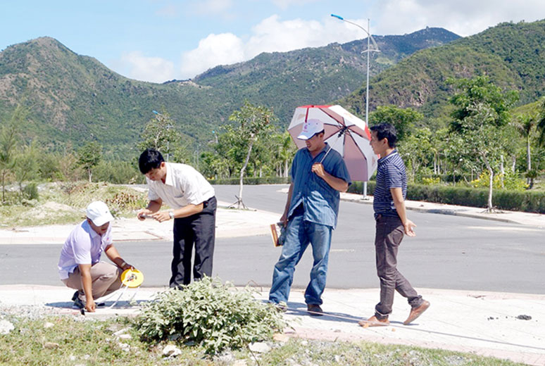 Bàn giao nền cho khách hàng