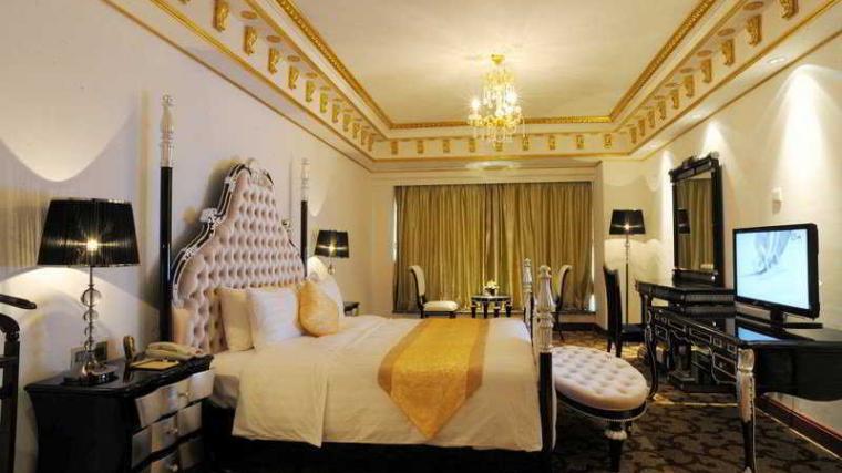 Khách sạn Grand Plaza 2