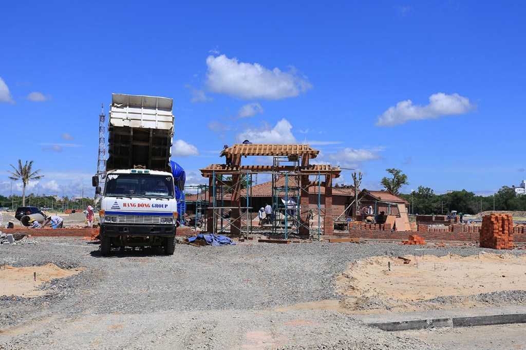 Hạ tầng các khu A, B, C, D, E của dự án đang dần hoàn thiện