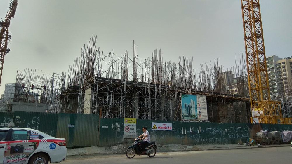 Dự án đang thi công tới mặt sàn tầng 2