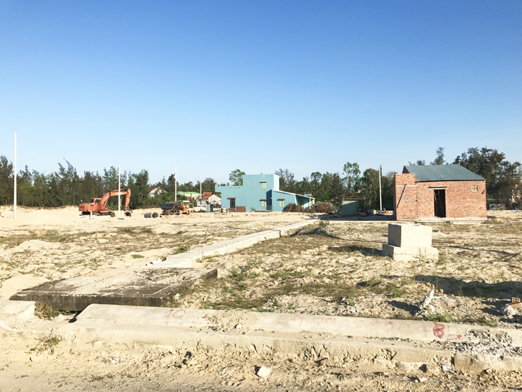 Dự án đang phân mốc các khu với các khu đường trục chính và những phân khu công cộng đang hoàn thiện