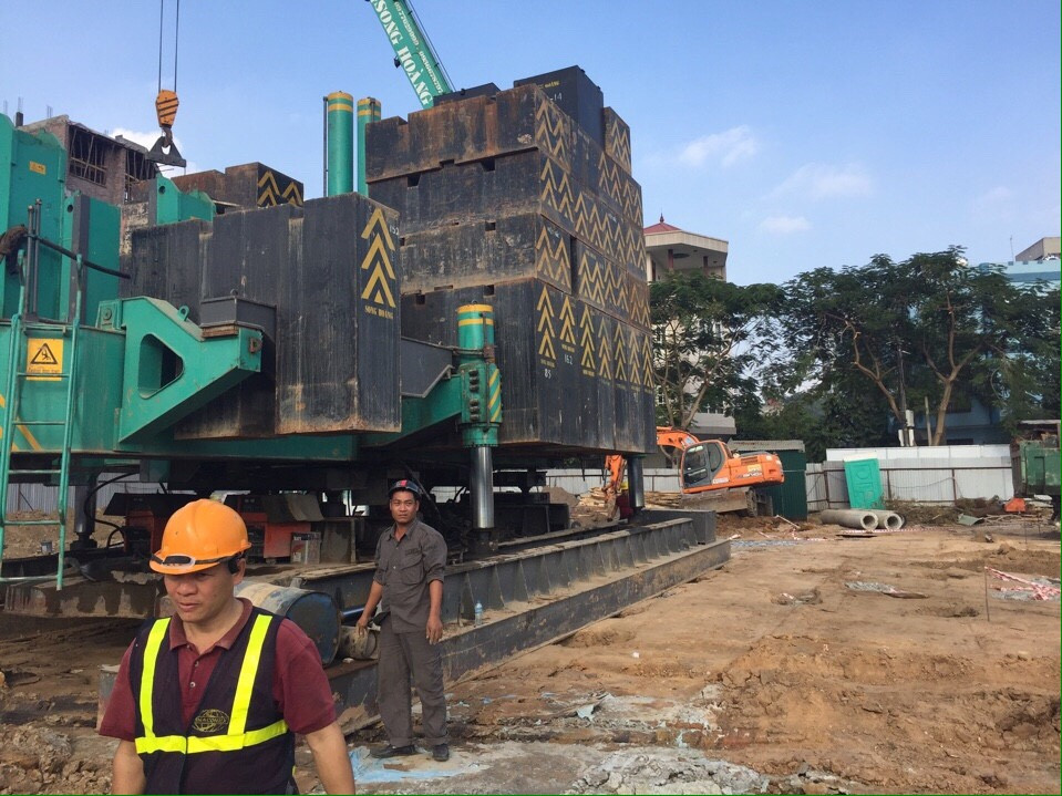 Dự án đang thi công ép cọc