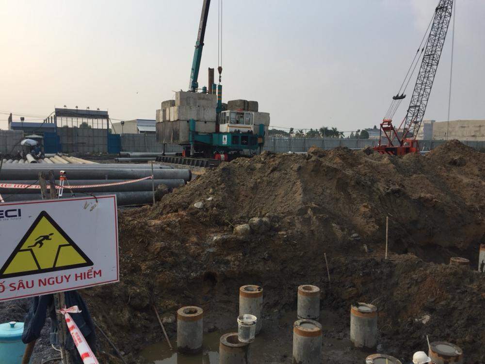 Dự án đang thi công khoan phần móng của các tòa nhà