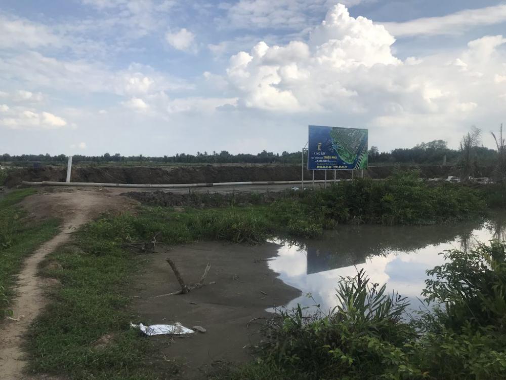 Dự án đang trong quá trình san lấp và đã xây dựng bến cầu tàu