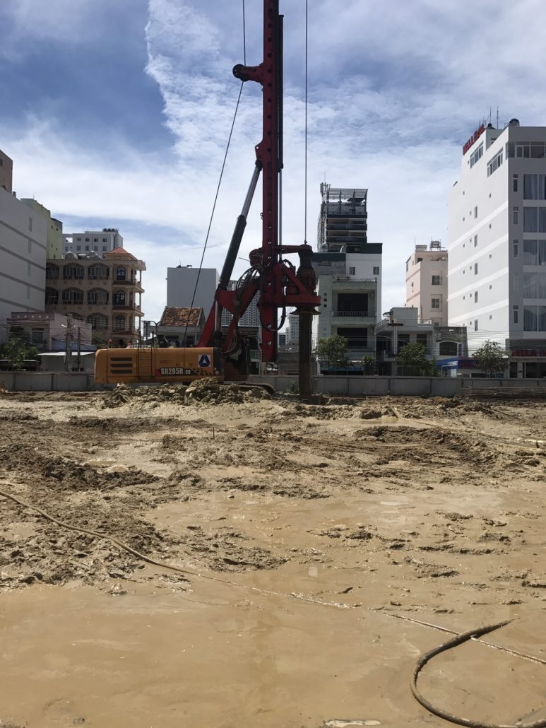 Dự án đang san lấp mặt bằng