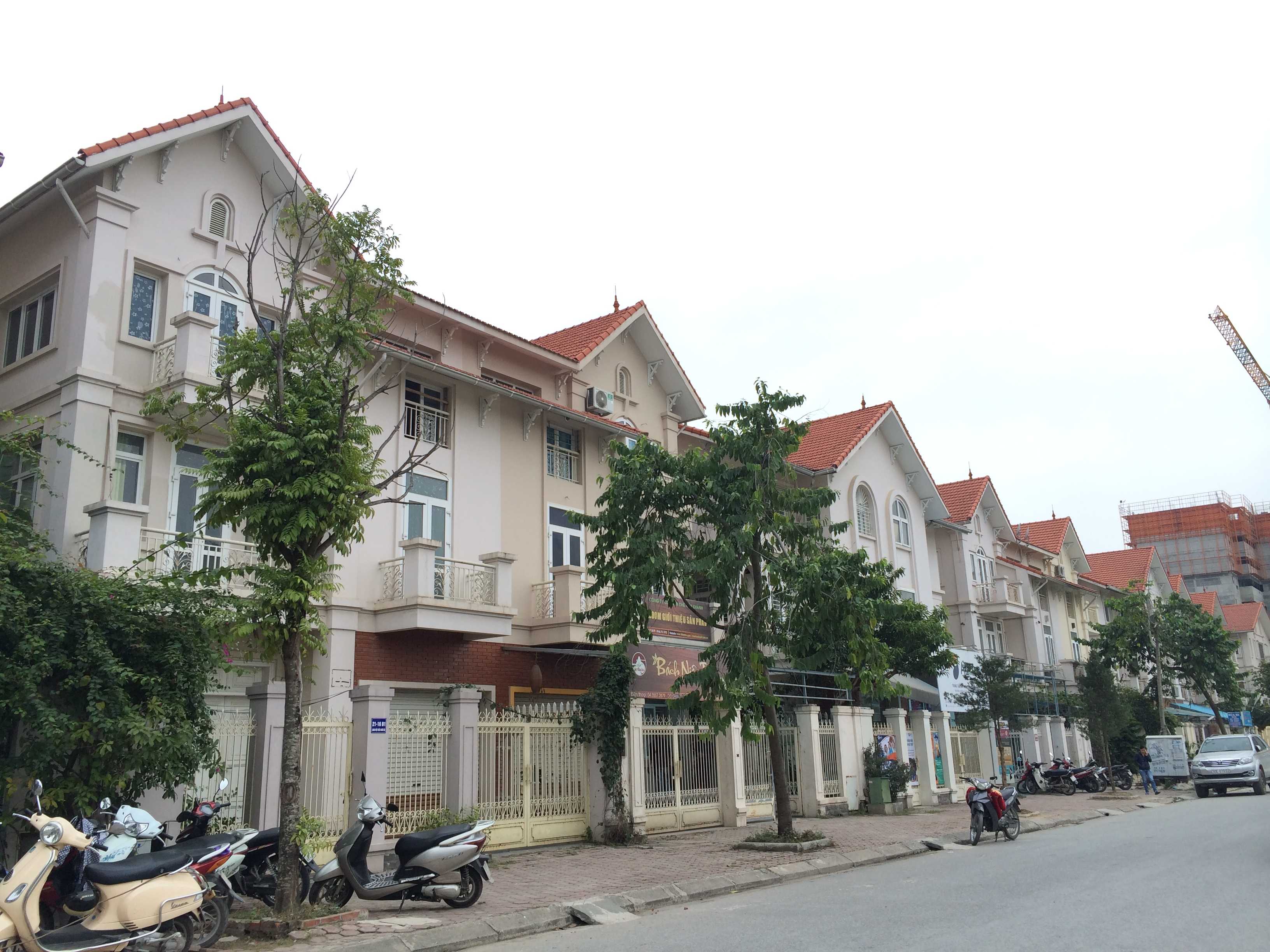 Biệt thự, liền kề và phố thương mại đã hoàn thành và sử dụng, các chung cư đang bắt đầu xây dựng