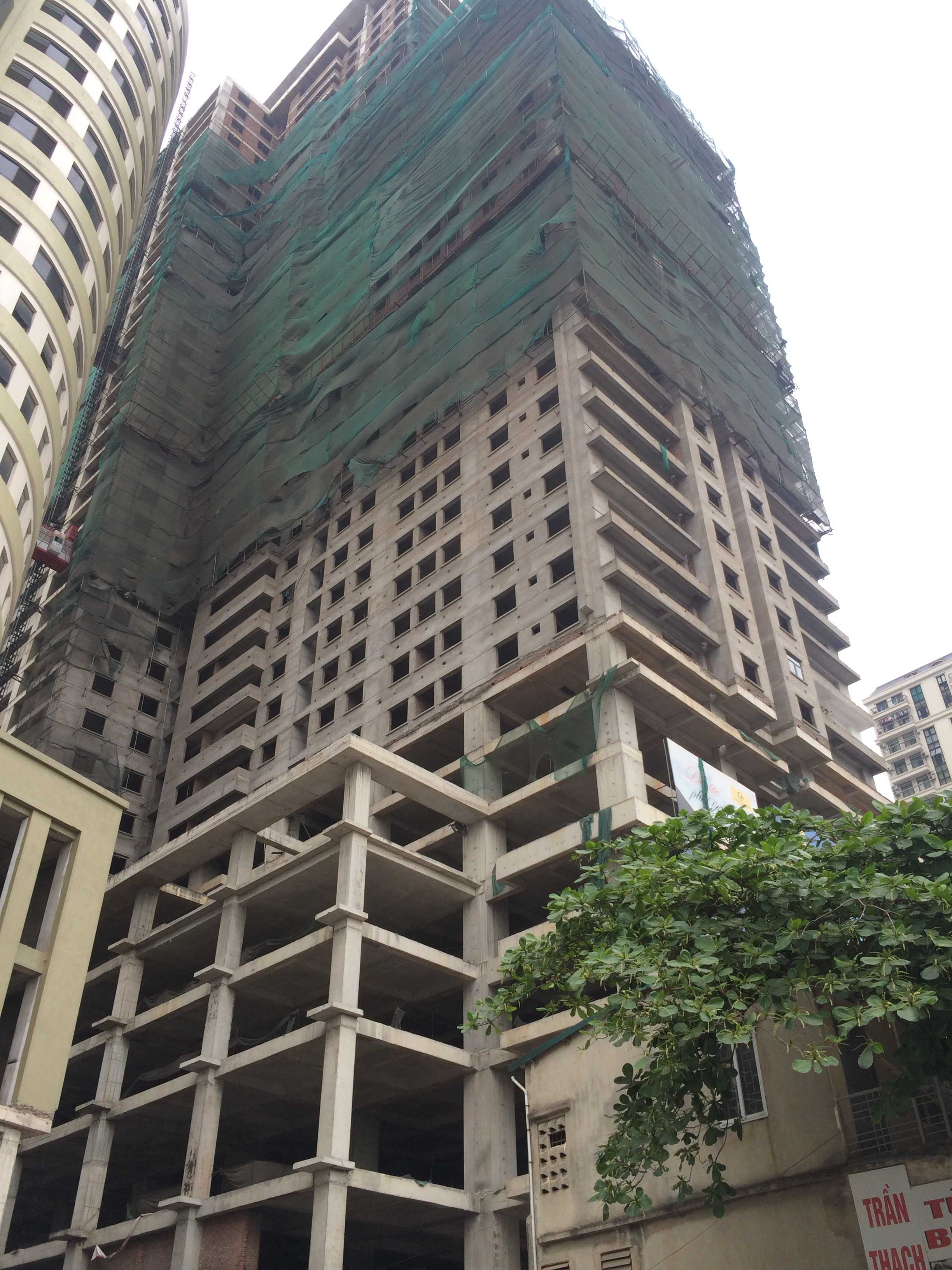 Dự án đã cất nóc