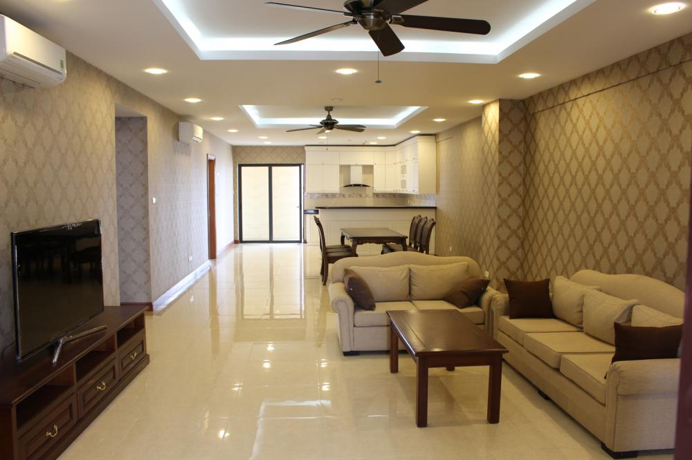 Căn hộ D2 Giảng Võ 2