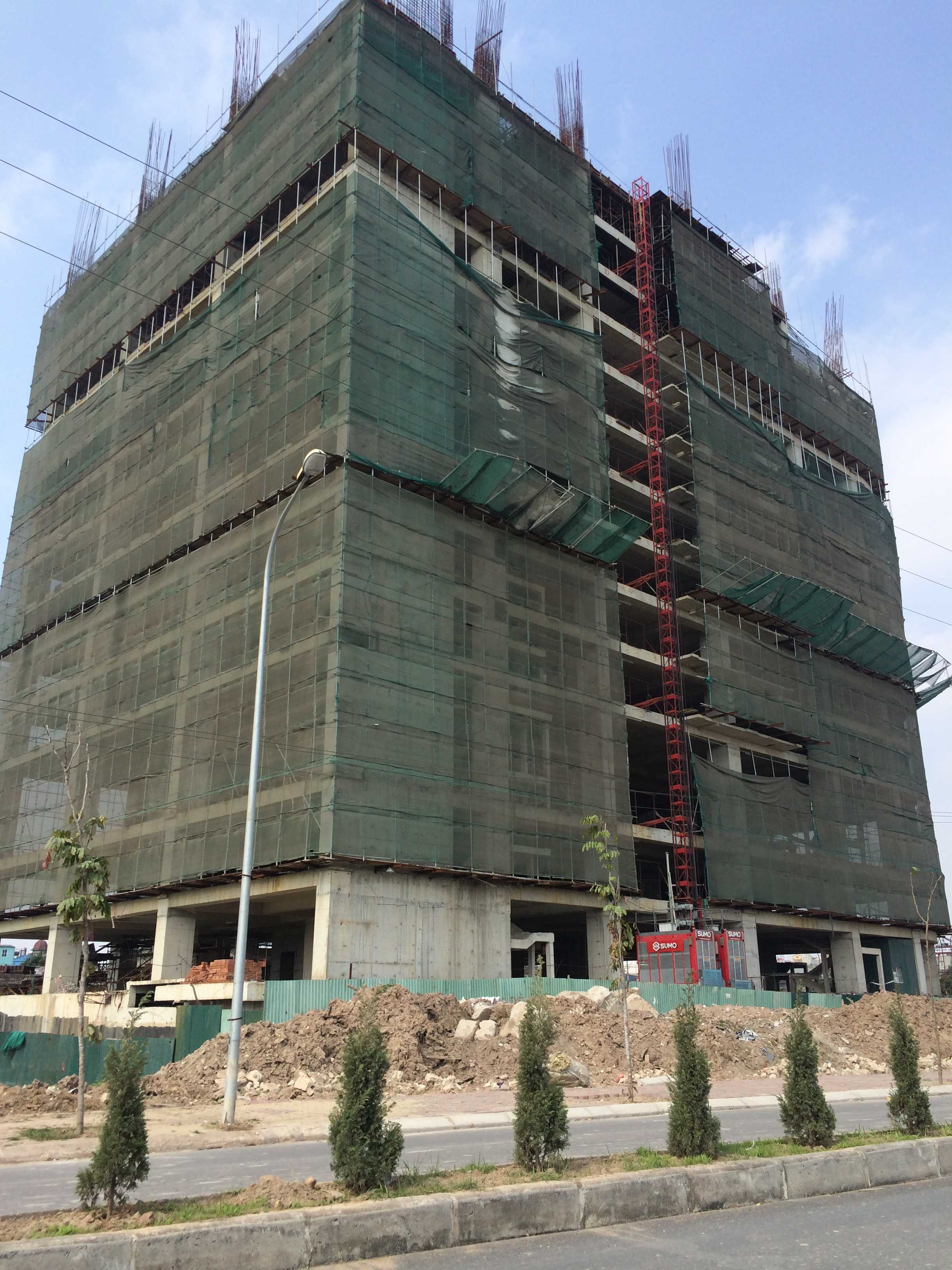 Dự án đang xây dựng đến mặt sàn tầng 13