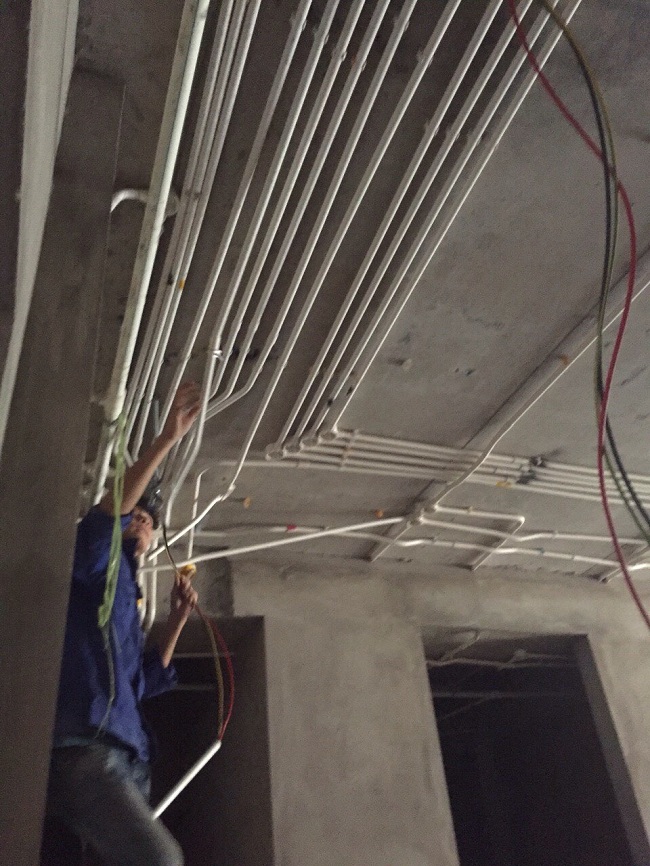 Dự án đang hoàn thiện bên trong căn hộ