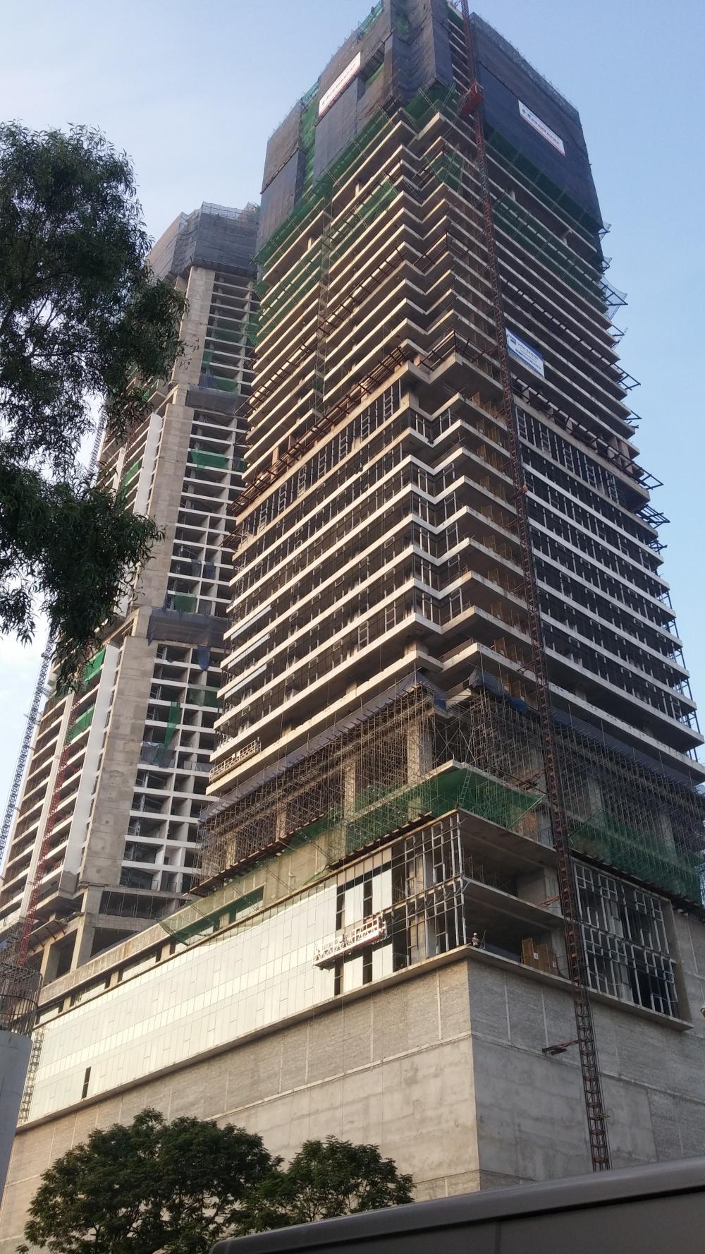 Dự án đang triển khai lắp đặt cửa sổ mặt ngoài