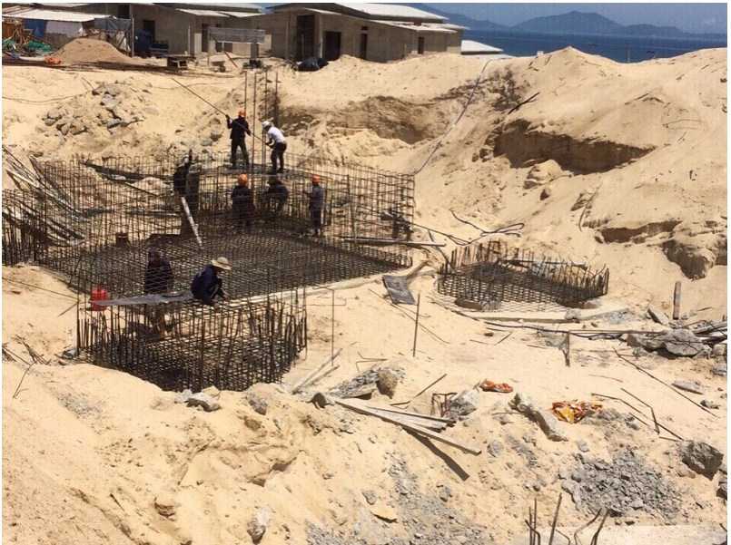 Condotel đang được thi công dầm móng