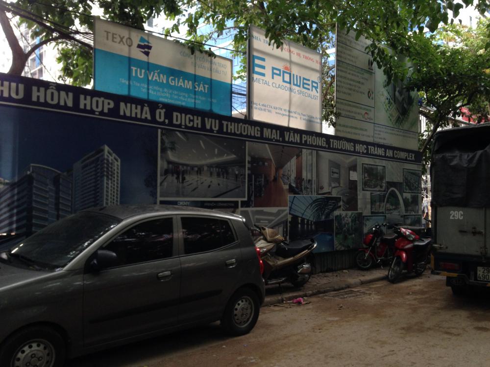 Dự án đang hoàn thiện lắp đặt kính và sơn bên ngoài