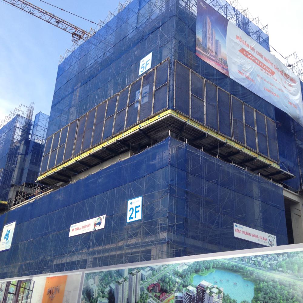 Xây tới tầng 5, nhà liền kề biệt thự đang làm thô