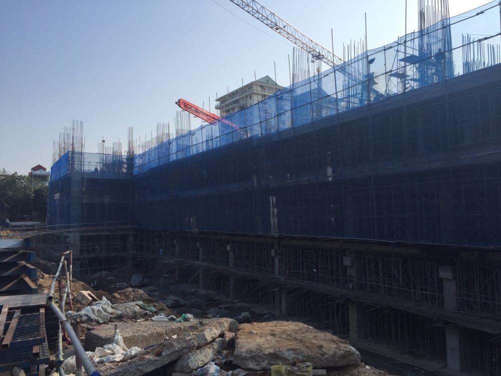 Tòa C và D đang xây dựng cột vách tầng 2 và dầm sàn tầng 3