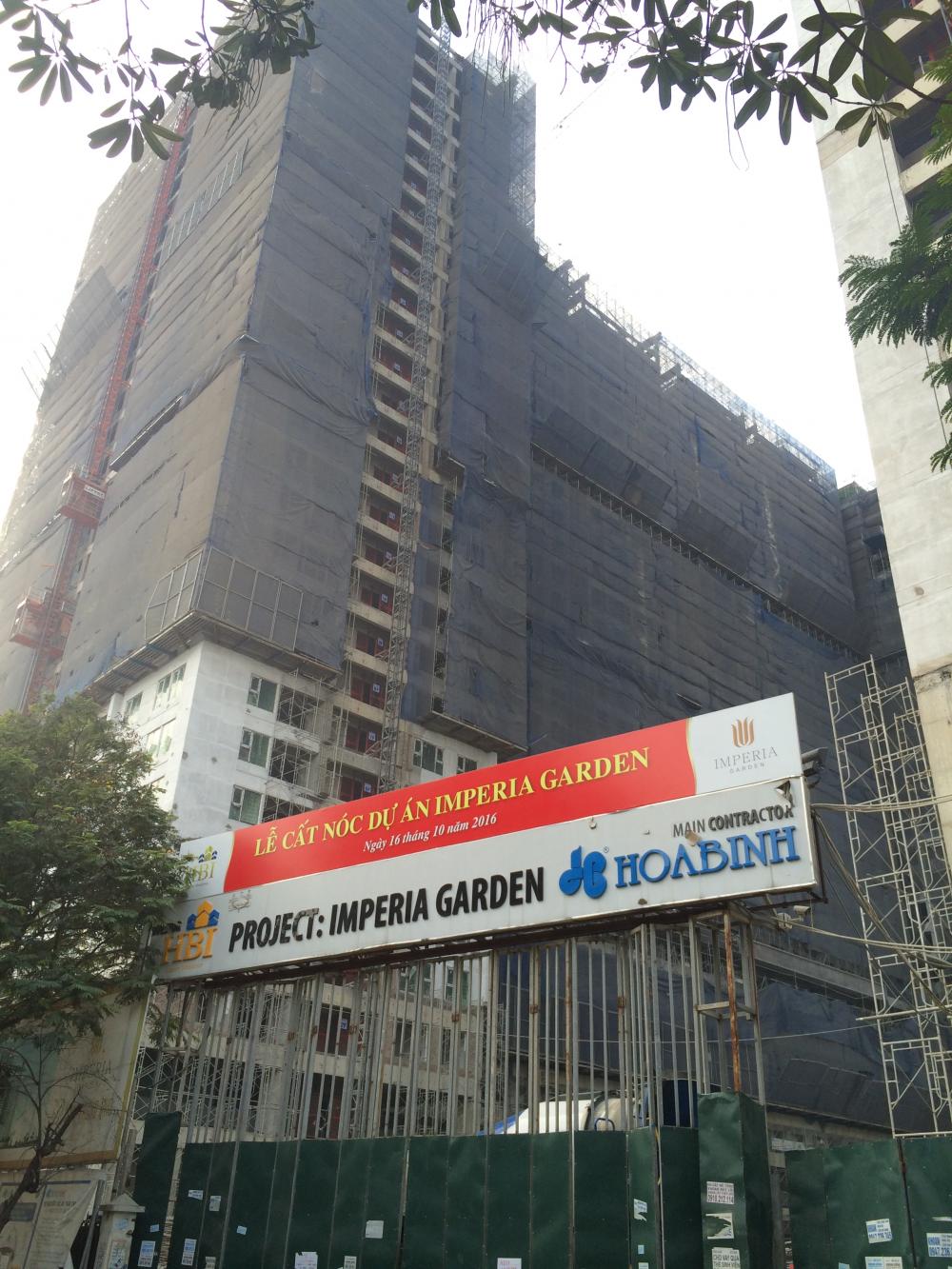 Dự án đã cất nóc, đang sơn