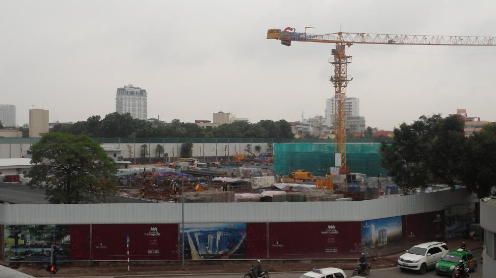 Dự án đang hoàn thiện hầm, thi công những tầng đầu tiên