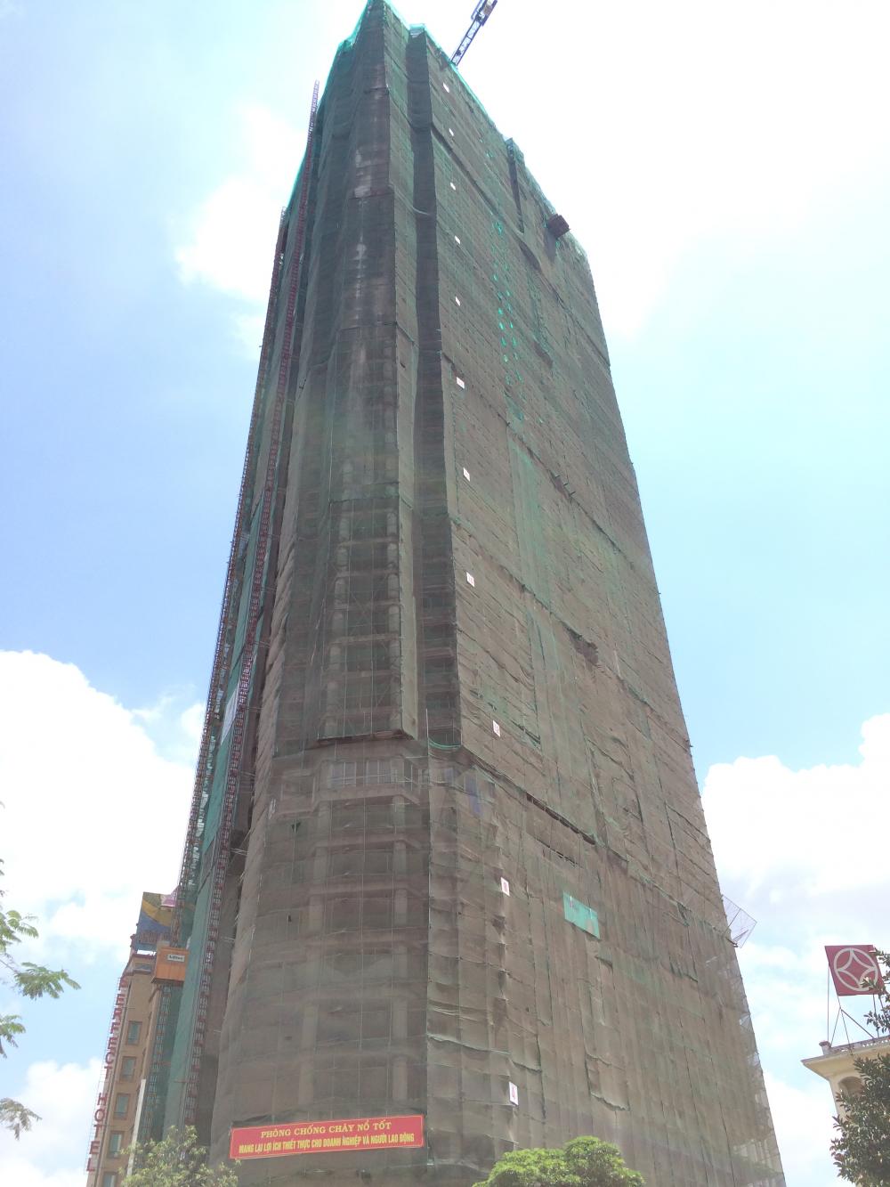 Dự án đang thi công tới mặt sàn tầng 48