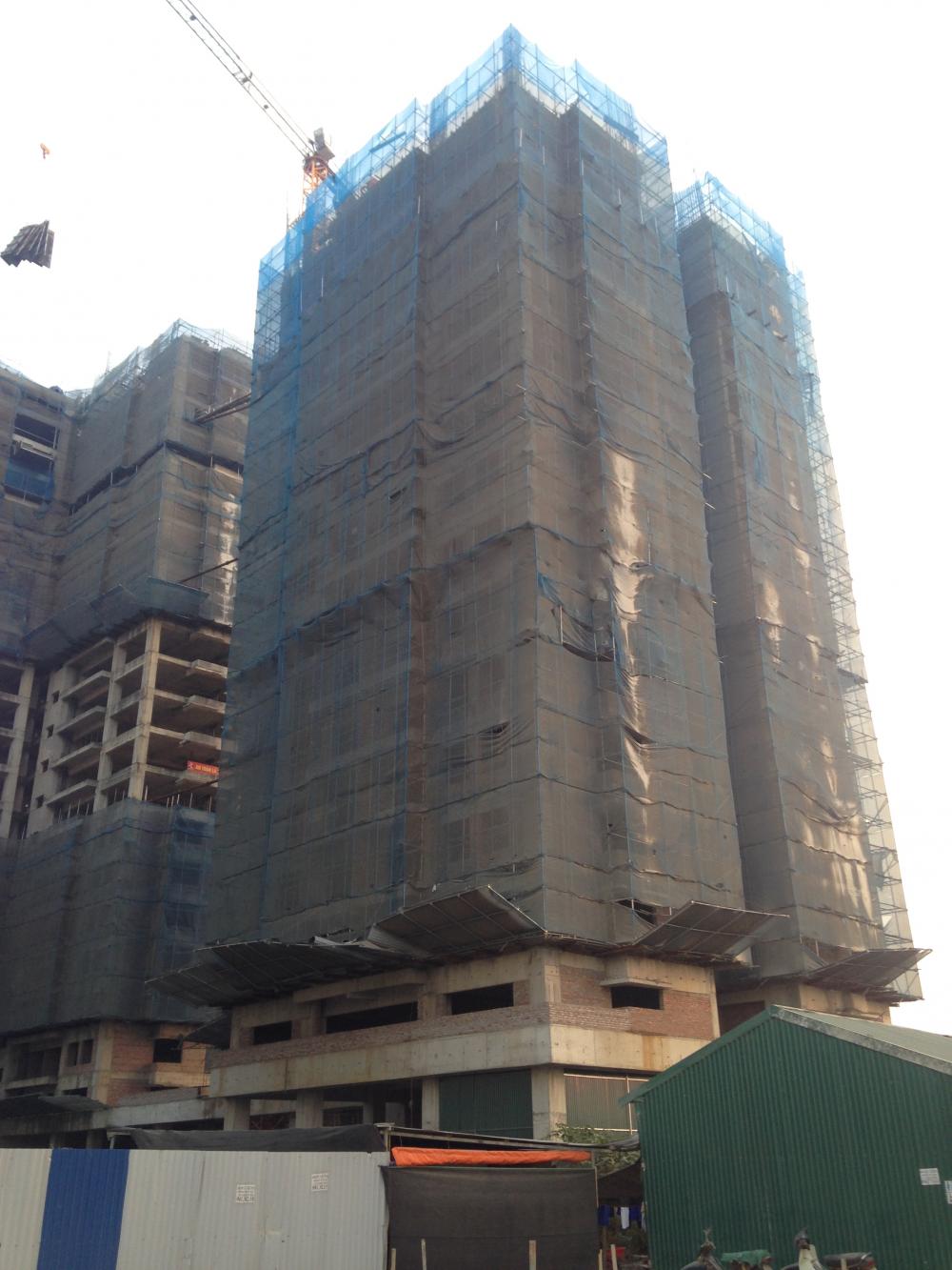 2 tòa, 1 toà thi công sàn tầng 18, 1 tòa thi công mặt sàn tầng 16