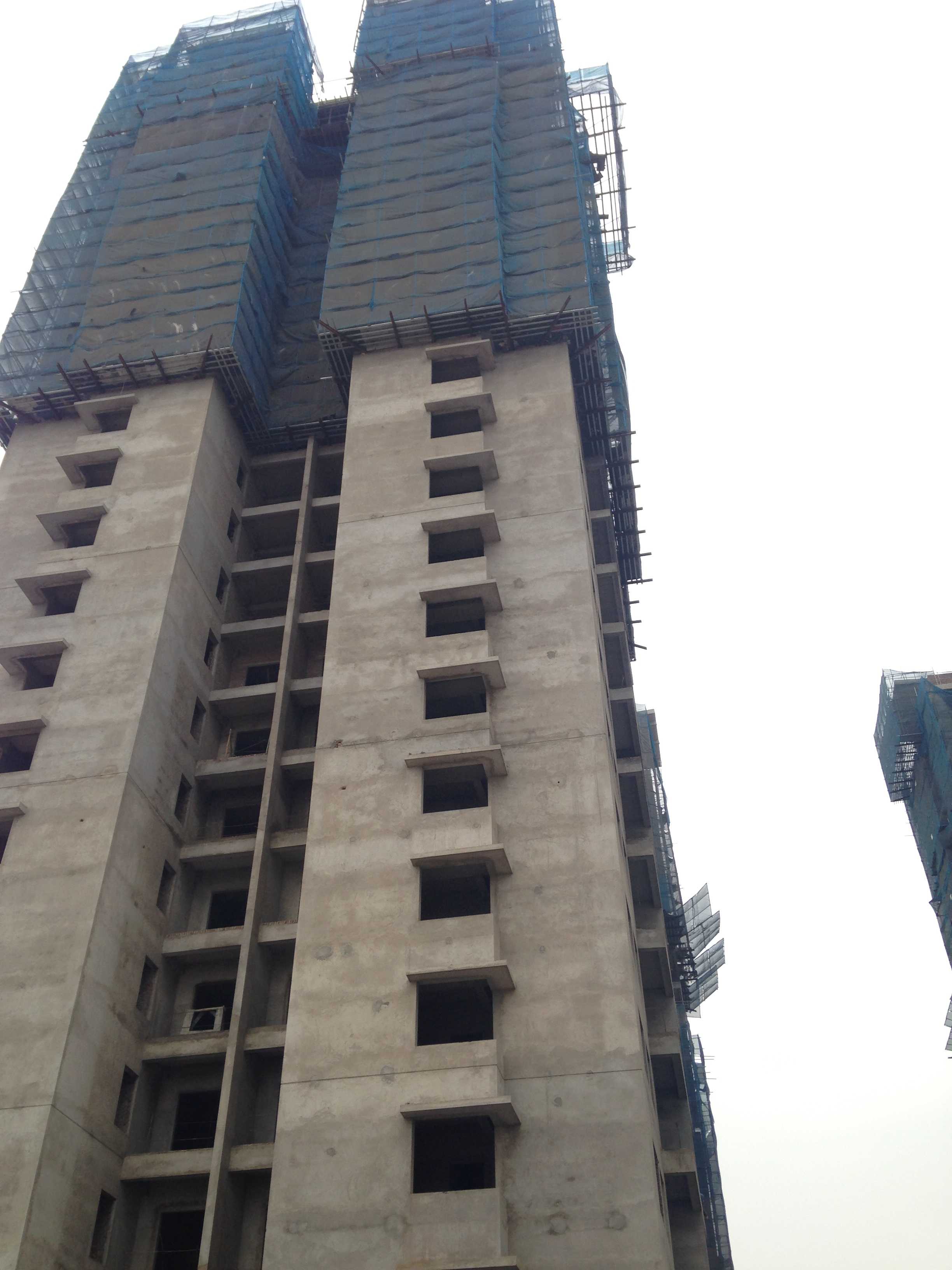 Dự án đang hoàn thiện thô