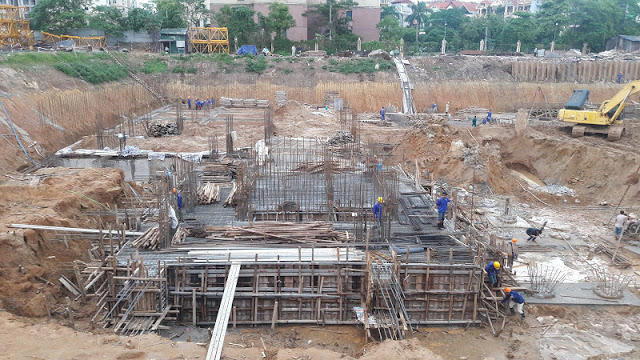 Dự án đang chuẩn bị xây xong phần móng và đang tiến hành xây dựng hầm