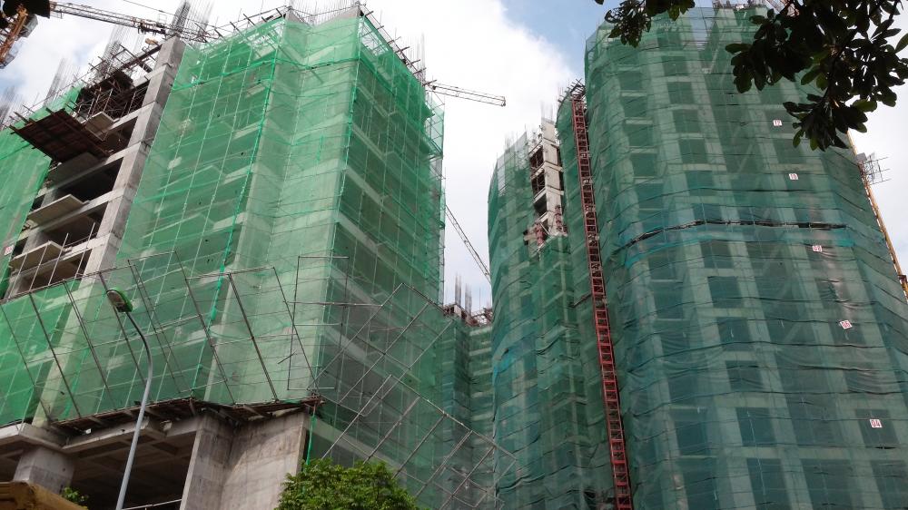 Tòa CT1 thi công tới mặt sàn tầng 17, các tòa CT2, CT3 tới mặt sàn tầng 10