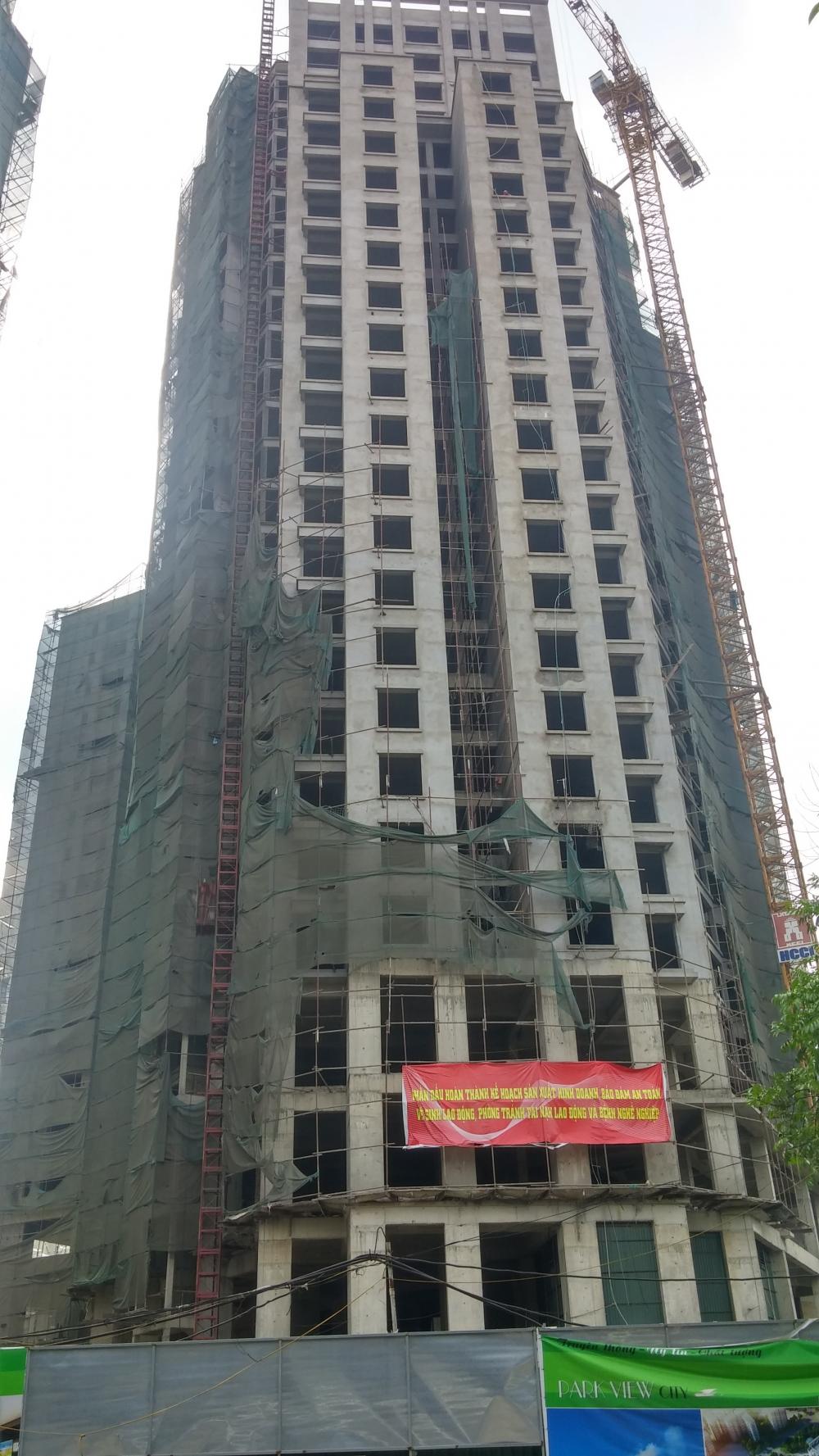 Dự án đã cất nóc