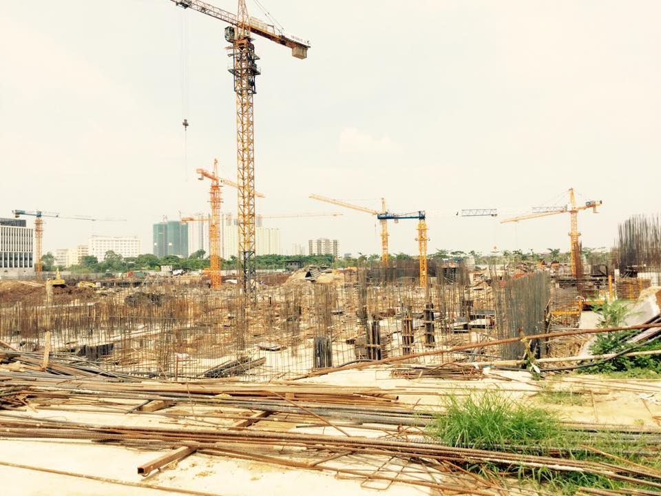 Tòa A1 đã hoàn thành công việc thi công hầm và đã xong phần sàn tầng 1 của tòa nhà