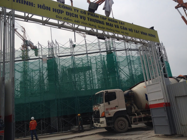 Dự án đã thi công xong sàn tầng 2, đang chuẩn bị lên sàn tầng 3