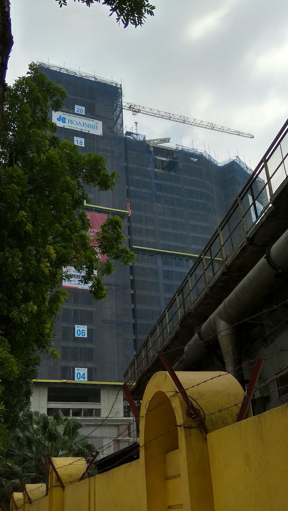 Dự án đã cất nóc