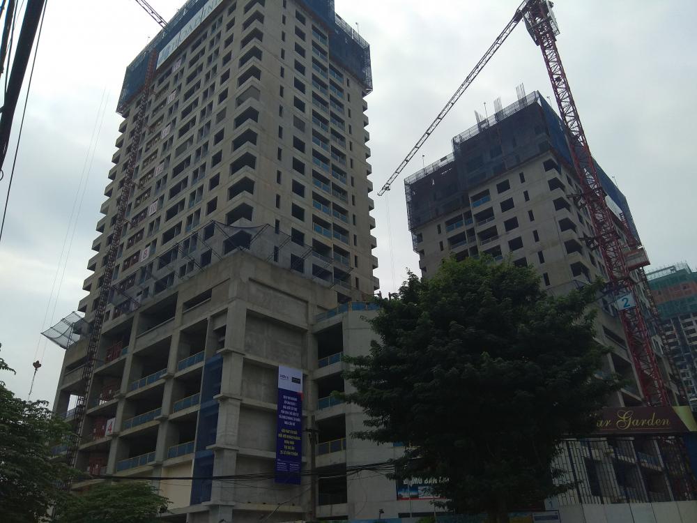 1 tòa đang thi công tới mặt sàn tầng 23, 1 tòa đang thi công tới mặt sàn tầng 15