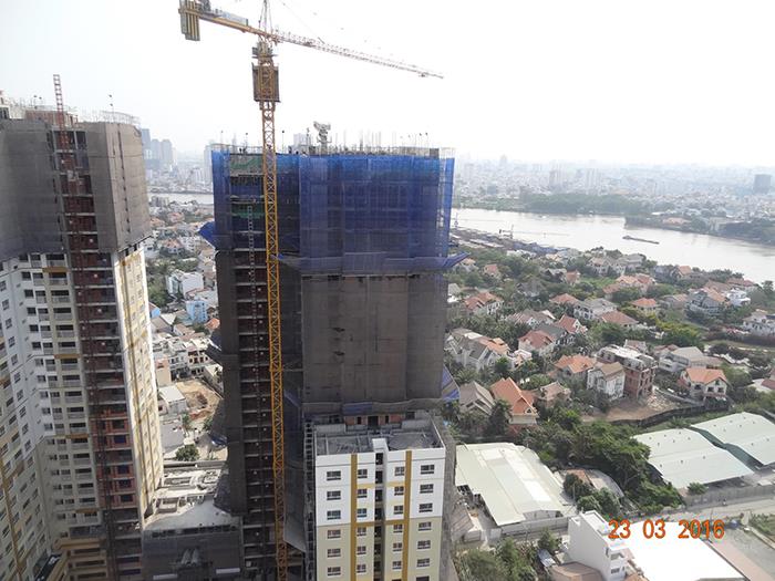 Tháp A1 thi công đến tầng 28, tháp A2 hoàn thiện mặt ngoài