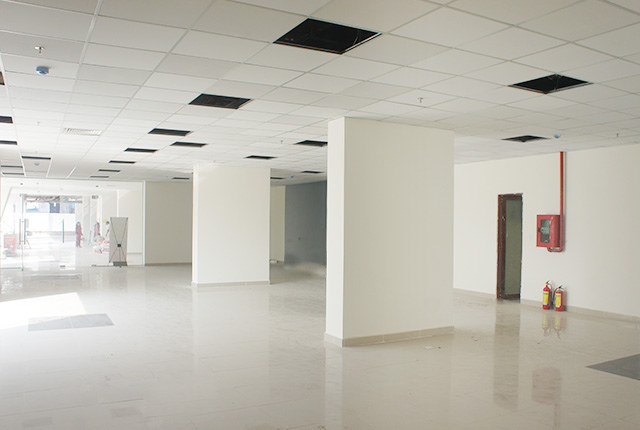 Các hạng mục tại tầng trệt đang được hoàn thiện