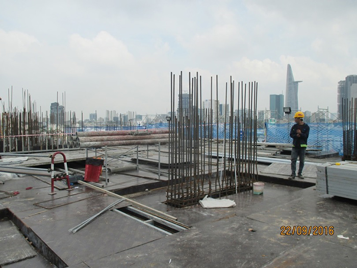 Thi công cốp pha dằm sàn tầng 08