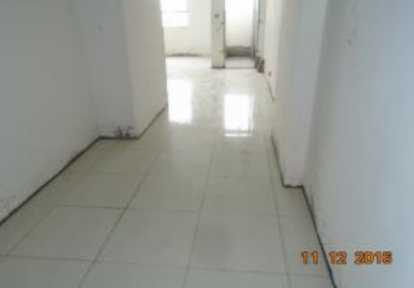 Dự án đang được lát gạch căn hộ tầng 11