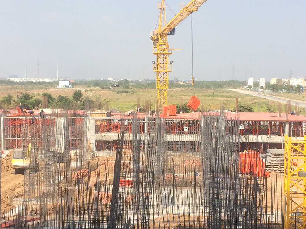 Block B sắp đổ sàn thứ 17