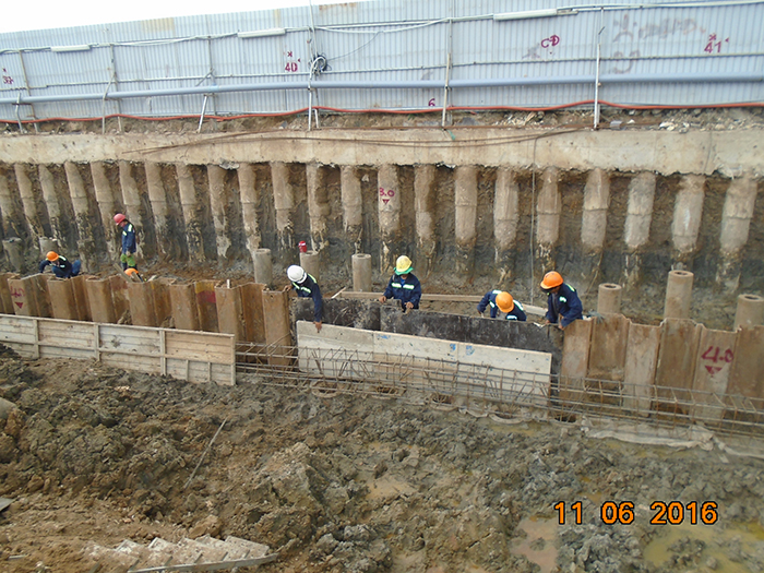 Thi công capping beam Tháp S5