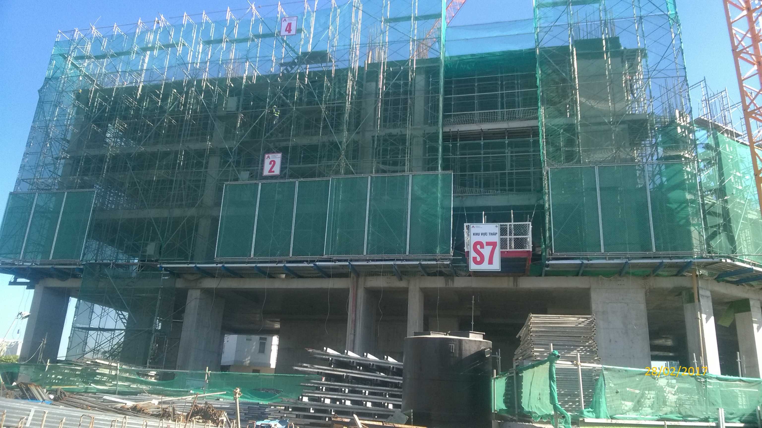 Thi công tầng 4 - tháp S7