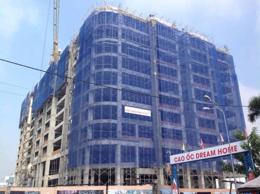 Đang thi công tầng 11