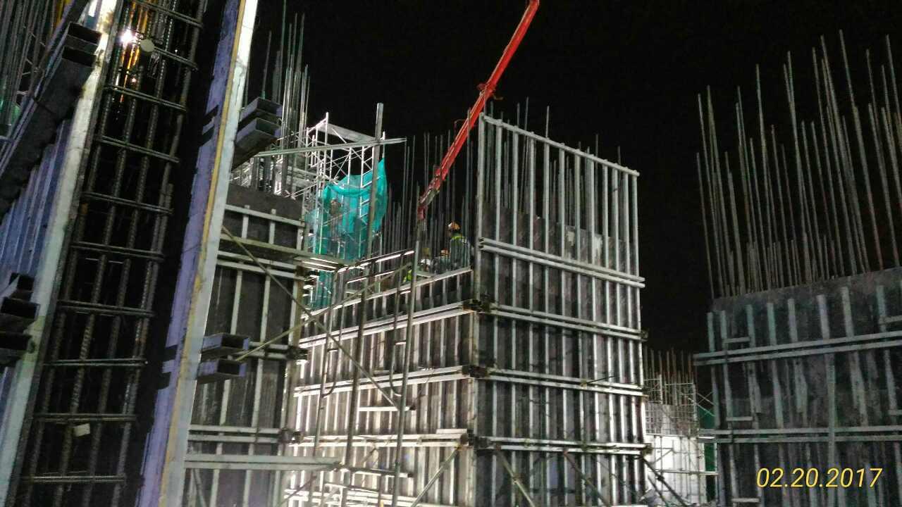 Công tác cốp pha tầng 10