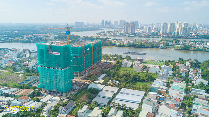 Block A1: Đã thi công đổ bê tông xong sàn tầng 15, Đang thi công sàn tầng sân thượng