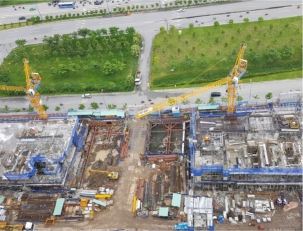 Công trường thi công tháp 3 và 4