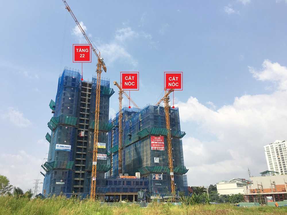 Tháp B và tháp C đang chuẩn bị cất nóc và hoàn thiện. Tháp A đã xây dựng đến tầng 23 trên tổng 24 tầng.