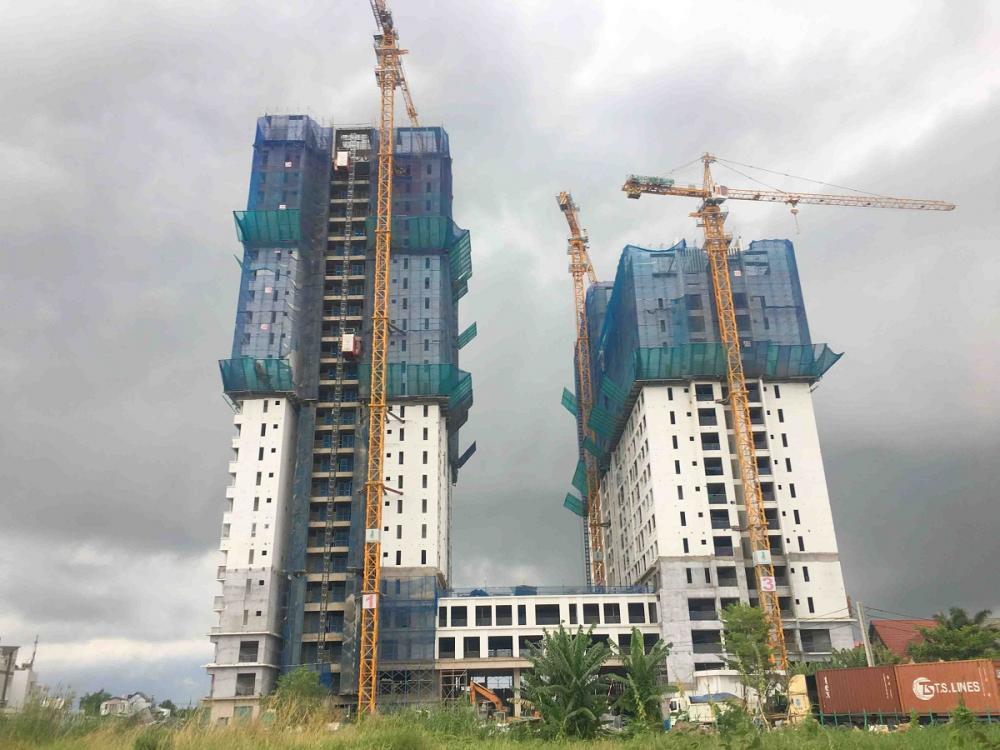 Tháp A, B và tháp C đang và hoàn thiện phần bên trong căn hộ