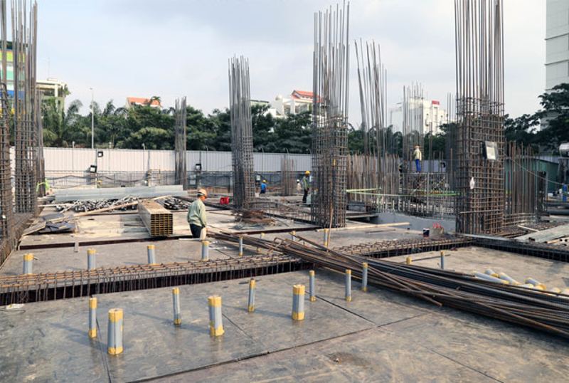 Dự án đang thi công cốp pha sàn tầng 1 – block Southern