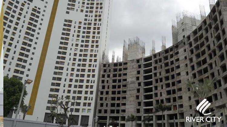 Block B căn hộ River City đang được xây dựng
