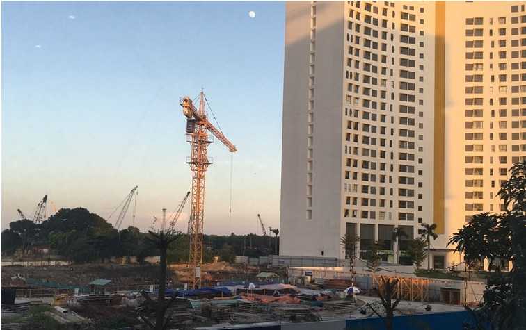 Phần hầm The Opera 5 đang được đổ sàn hướng từ nhà mẫu River City