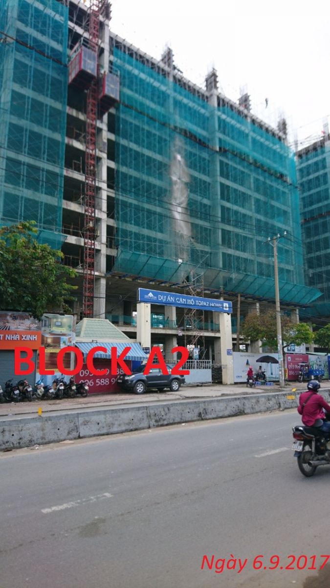 Block A2 đã xây xong sàn tầng 12 đang dựng cột vách lên sàn tầng 14