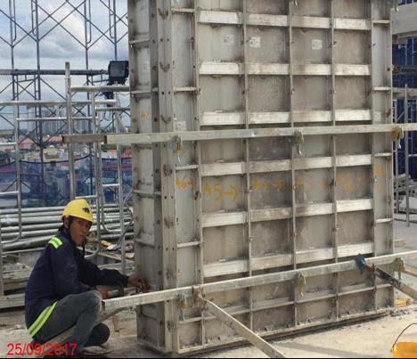 Tòa B2 đang thi công sàn tầng 8